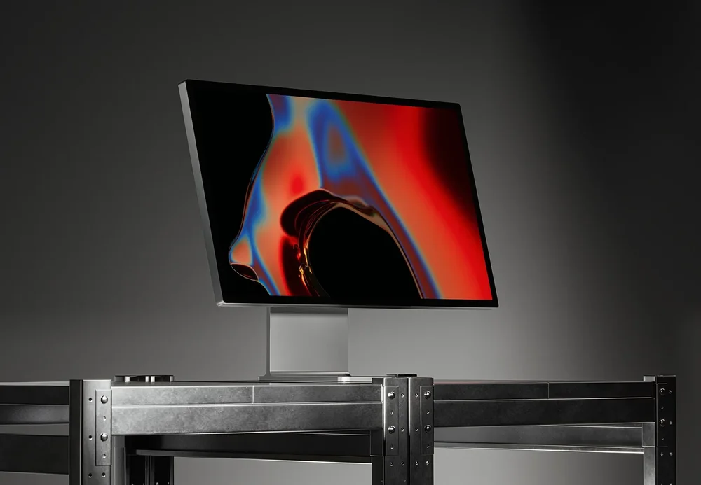 Apple Studio Display 6 — Ply